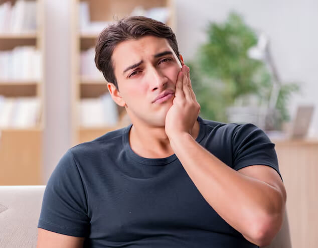 Toothache image - Emergency dentist Marlow